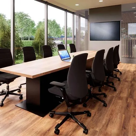 Aiden By Western Stadtgut - Free Parking Отель Штайр