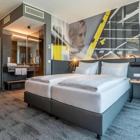 Отель Aiden By Western Stadtgut - Free Parking Штайр