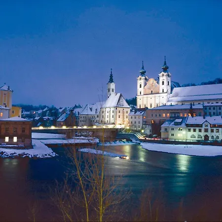 Aiden By Western Stadtgut - Free Parking מלון